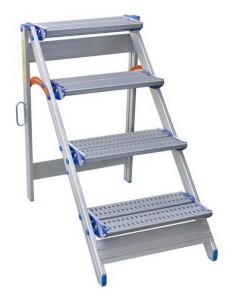 Stołek rozkładany z antypoślizgowymi stopniami