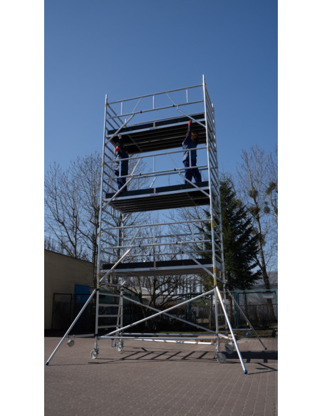 Montaż 3 podestu rusztowania RA 1130 SR-R