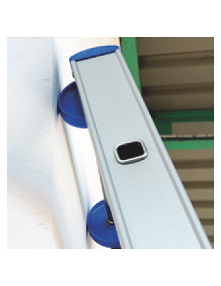 Kółka zamontowane do drabiny Drabex do jeżdzenia po ścianie