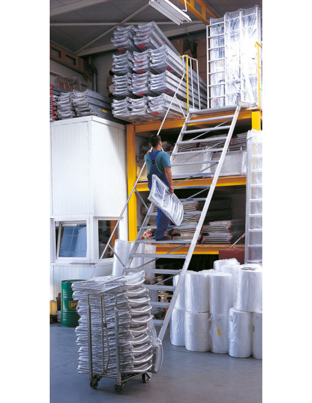 Schody pomostowe typ 18000