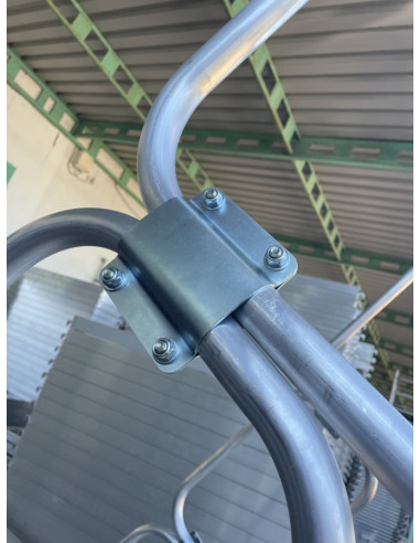 Łączenie poręczy schodów pomostowych